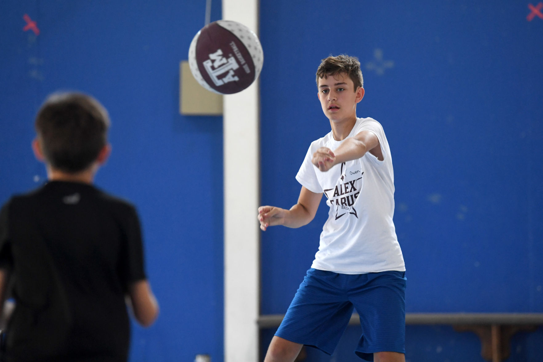 Alex Caruso basketball camp